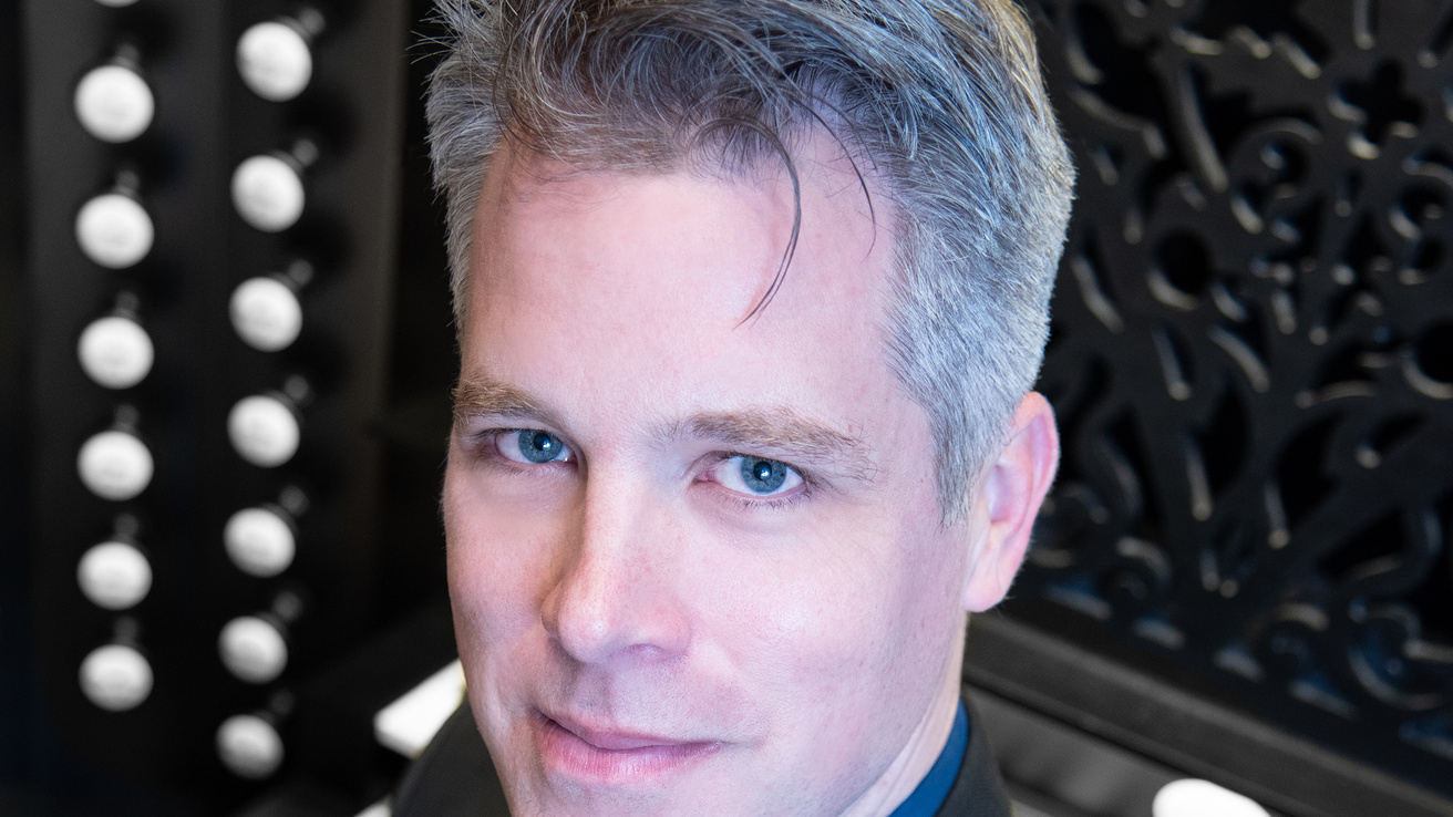 Organ professor Greg Hand